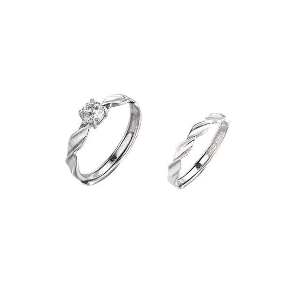 mobius ring couple ring men and women a pair of ring tide simple student zircon open ring valentine's day gift, Golden;silver
mobius ring couple ring men and women a pair of ring tide simple student zircon open ring valentine's day gift, Golden;silver