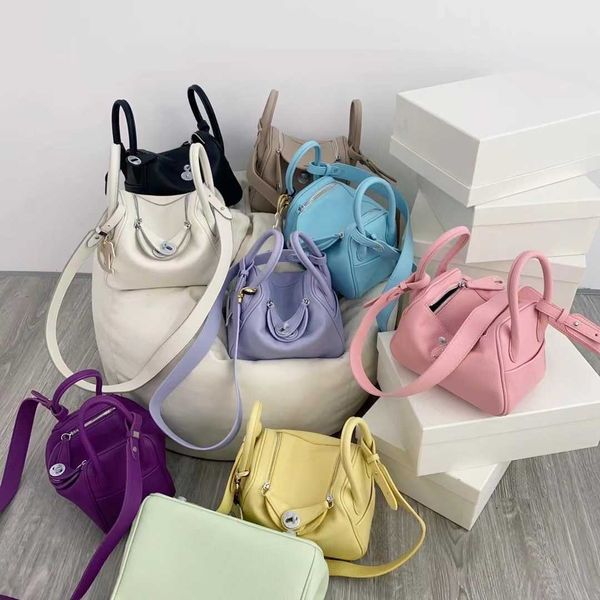 8a luxury designer tote bags h home lindyss online store 19cm dr commuter bag portable 2023 new underarm single shoulder oblique cross femal
8a luxury designer tote bags h home lindyss online store 19cm dr commuter bag portable 2023 new underarm single shoulder oblique cross femal