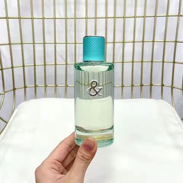 luxury women perfume men perfumes fragrances spray 90ml edp love for her floral parfum man colonge long lasting fast delivery wholesale
luxury women perfume men perfumes fragrances spray 90ml edp love for her floral parfum man colonge long lasting fast delivery wholesale