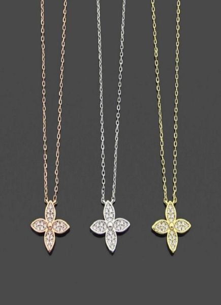 womens designer necklaces iced out pendant v letter fashion fourleaf clover necklace jewelry4485323, Silver
womens designer necklaces iced out pendant v letter fashion fourleaf clover necklace jewelry4485323, Silver