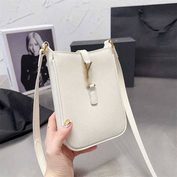 small phone bags designer handbags designers tote women bag leather handbag simple solid color shoulder luxury 230531
small phone bags designer handbags designers tote women bag leather handbag simple solid color shoulder luxury 230531
