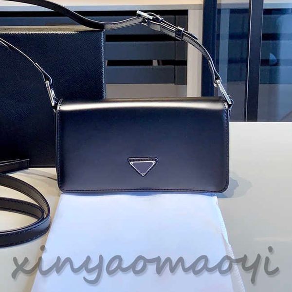 designer luxury backpack, high version of clamshell underarm bag baguette bag, shoulder bag, fashion casual lightweight 104338
designer luxury backpack, high version of clamshell underarm bag baguette bag, shoulder bag, fashion casual lightweight 104338