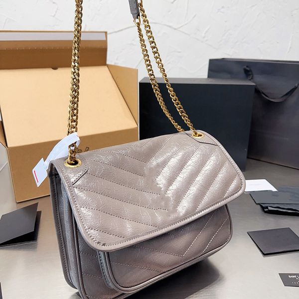 luxury women niki shoulder bag designer loulou bags vintage calfskin leather gold silver chain flap purse with box
luxury women niki shoulder bag designer loulou bags vintage calfskin leather gold silver chain flap purse with box