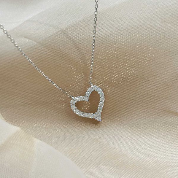 original s925 sterling silver tiffay love necklace for women's high grade girl heart 520 gift light luxury carbon diamond
original s925 sterling silver tiffay love necklace for women's high grade girl heart 520 gift light luxury carbon diamond
