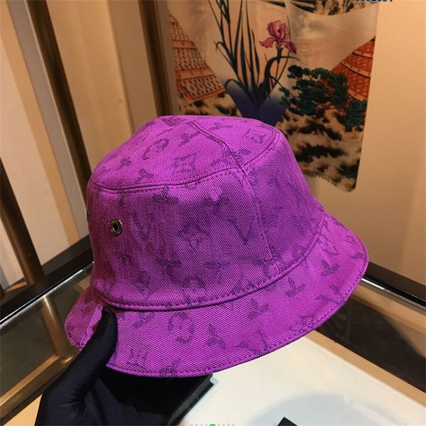 luxury designer alphabet baseball cap bucket hat women's hat men's hollow embroidery sun visor fashion casual design square hat em, Blue;gray
luxury designer alphabet baseball cap bucket hat women's hat men's hollow embroidery sun visor fashion casual design square hat em, Blue;gray