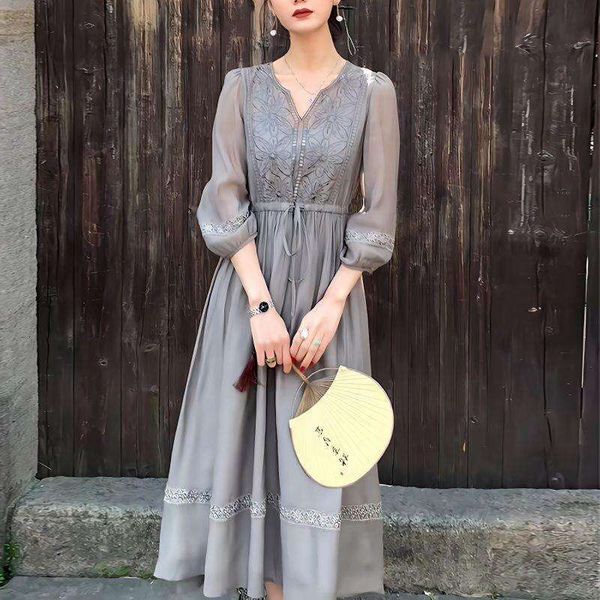 vintage embroidered dress for women spring and summer style super fairy loose slim mid long with bubble sleeves, Black;gray
vintage embroidered dress for women spring and summer style super fairy loose slim mid long with bubble sleeves, Black;gray