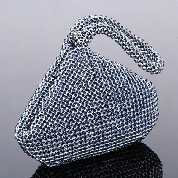 evening bags dark blue luxury crystal bag hobos clutch diamond party purse women evening handbag wedding clutch bag bolsos mujer con 230725
evening bags dark blue luxury crystal bag hobos clutch diamond party purse women evening handbag wedding clutch bag bolsos mujer con 230725