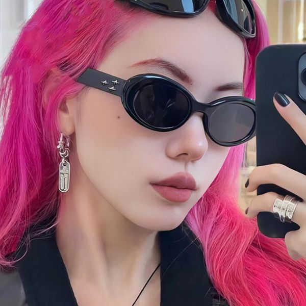korean oval frame star sunglasses women female clear grey green shades sun glasses driver outdoor beach fashion eyewear sg657, White;black
korean oval frame star sunglasses women female clear grey green shades sun glasses driver outdoor beach fashion eyewear sg657, White;black