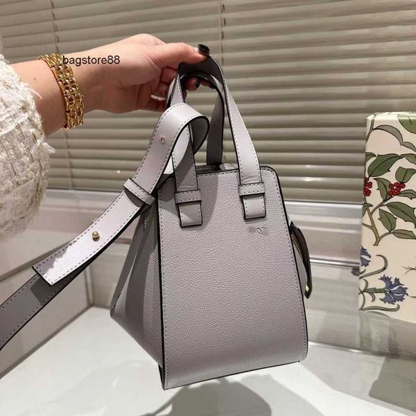 lowe bag bags 2023 versatile girl spain purse loewc leather litchi pattern hanging with advanced bag one designer shoulder crossbody handhel
lowe bag bags 2023 versatile girl spain purse loewc leather litchi pattern hanging with advanced bag one designer shoulder crossbody handhel