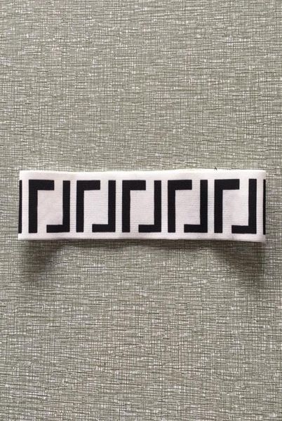 summer luxury designer elastic black white brown double letters headbands for women fashion head band with letter words hig4744020, Silver
summer luxury designer elastic black white brown double letters headbands for women fashion head band with letter words hig4744020, Silver