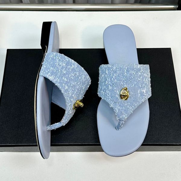 luxurys womens slippers low heels thong sandals designer denim tweed slides ladies flip flops girls mules outdoor beach shoe classic leisure, Black
luxurys womens slippers low heels thong sandals designer denim tweed slides ladies flip flops girls mules outdoor beach shoe classic leisure, Black