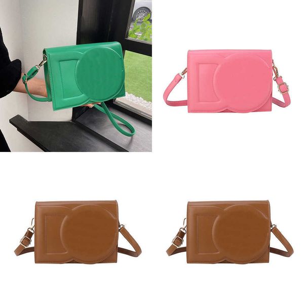 designer bags women crossbody purse shoulder oblique cross shaped mailman women's small square bag 230524
designer bags women crossbody purse shoulder oblique cross shaped mailman women's small square bag 230524