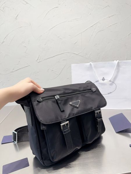 Luxury Ladies Shopping Bags Fashion Large Capacity Women Totes Classic Carriage Handbags Purses Letter Casual Shoulder Bag, Black
Luxury Ladies Shopping Bags Fashion Large Capacity Women Totes Classic Carriage Handbags Purses Letter Casual Shoulder Bag, Black