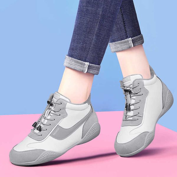 little white shoes women's new spring style middle aged mom's running shoes women's leather high sports shoes
little white shoes women's new spring style middle aged mom's running shoes women's leather high sports shoes