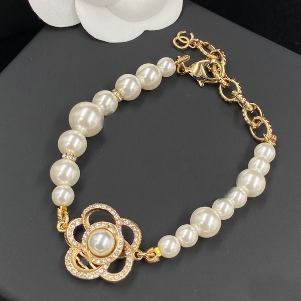 diamond setting flower shape size pearl design alphabet bracelet beaded, luxury designer design celebrity style, wedding, bridal, banquet, g, Black
diamond setting flower shape size pearl design alphabet bracelet beaded, luxury designer design celebrity style, wedding, bridal, banquet, g, Black