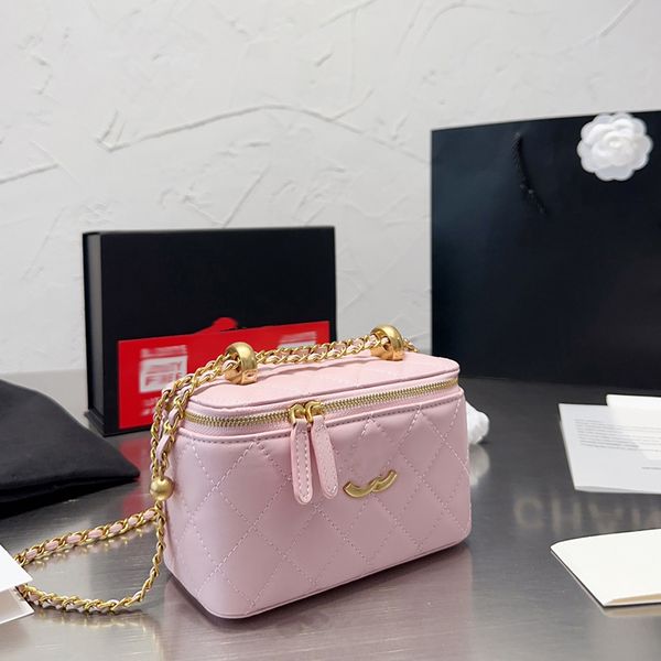 womens makeup bag classic fashion womens bag soft sheepskin gold hardware buckle zipper seal matelasse chain handbag crossbody bags designer
womens makeup bag classic fashion womens bag soft sheepskin gold hardware buckle zipper seal matelasse chain handbag crossbody bags designer