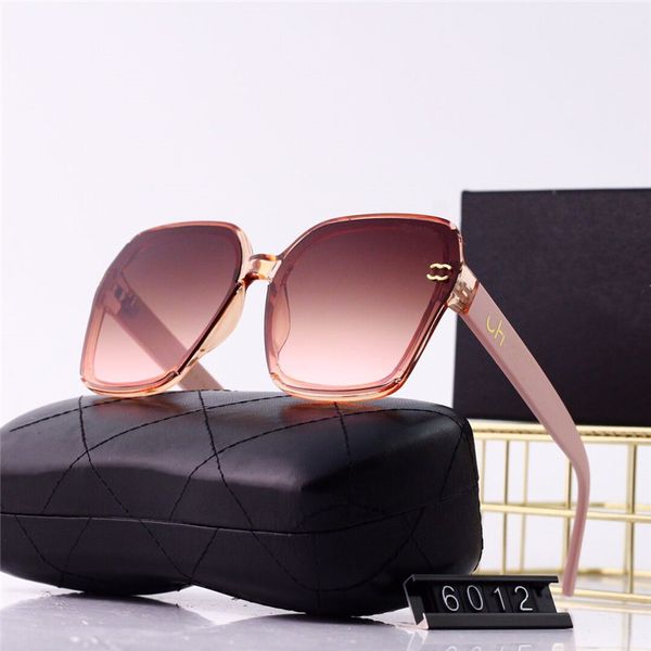 designer sunglasses for women and men fashion model special uv400 protection letters big leg double beam frame outdoor luxury design women s, White;black
designer sunglasses for women and men fashion model special uv400 protection letters big leg double beam frame outdoor luxury design women s, White;black