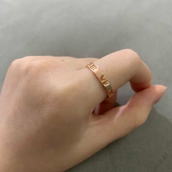 high version tiffay s925 all body sterling silver ring fashion versatile personalized new men's and women's edition with packaging
high version tiffay s925 all body sterling silver ring fashion versatile personalized new men's and women's edition with packaging