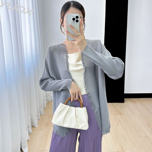 women's knits tees miyake tassel 2023 summer thin section longsleeved cardigan casual solid color versatile slim sun shirt jacket 23072, White
women's knits tees miyake tassel 2023 summer thin section longsleeved cardigan casual solid color versatile slim sun shirt jacket 23072, White