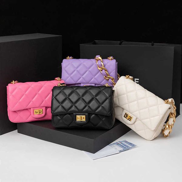 xiaoxiangfeng fangpanzi coarse chain bag for women 2023 new lingge chain bag underarm bag high grade crossbody bag
xiaoxiangfeng fangpanzi coarse chain bag for women 2023 new lingge chain bag underarm bag high grade crossbody bag