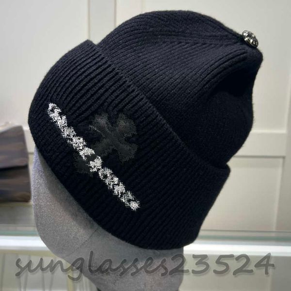chrome wool and cashmere hat, warm fashion, simple and generous, high-end atmosphere, designer luxury hats, cross hats 158090, Blue;gray
chrome wool and cashmere hat, warm fashion, simple and generous, high-end atmosphere, designer luxury hats, cross hats 158090, Blue;gray