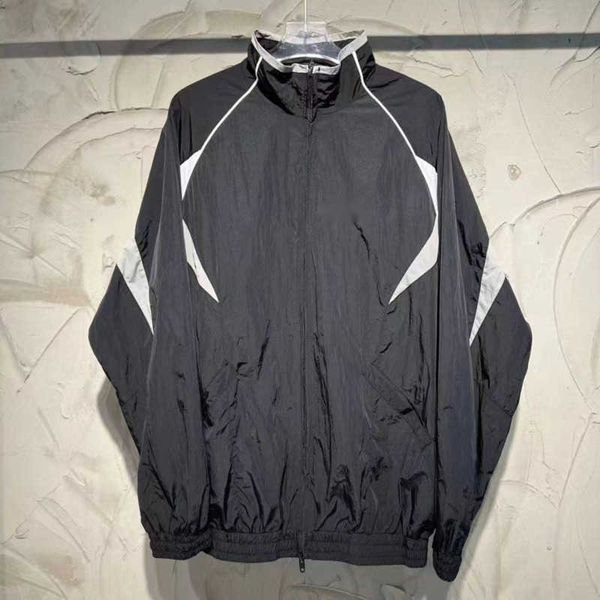 outerwear clothes designer jackets men women sportswear bb embroidered sweatshirt zipper coat nylon waterproof jacket oversize baseball jack, Black;brown
outerwear clothes designer jackets men women sportswear bb embroidered sweatshirt zipper coat nylon waterproof jacket oversize baseball jack, Black;brown