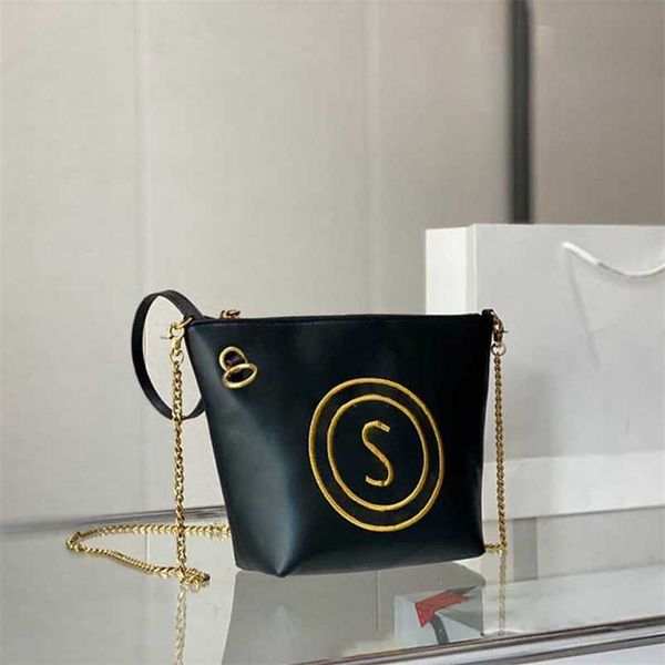 designer bag leather handbags chain buckle women fashion letters printed shoulder bags luxury simple dinner bag purses 221115
designer bag leather handbags chain buckle women fashion letters printed shoulder bags luxury simple dinner bag purses 221115