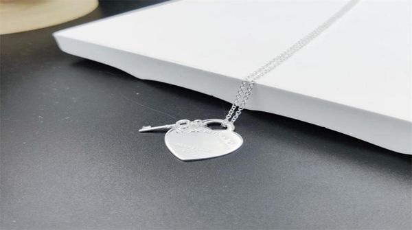 blue box classic tf 925 silver love key necklacedouble hearts pendant designer women039s fashion party jewelryoriginal 11 lu7629924
blue box classic tf 925 silver love key necklacedouble hearts pendant designer women039s fashion party jewelryoriginal 11 lu7629924