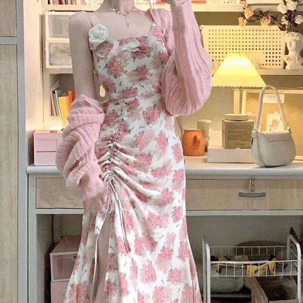 floral spaghetti dress for women spring french style gentle retro niche first love fishtail split long, Black;gray
floral spaghetti dress for women spring french style gentle retro niche first love fishtail split long, Black;gray