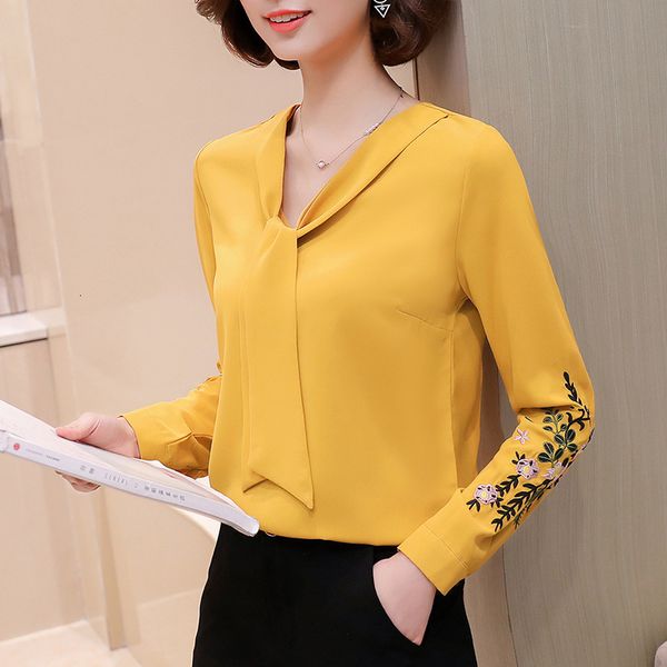womens blouses shirts retro embroidered chiffon blouse women long sleeves vneck loose thin shirt spring autumn office ladies plus size h905, White
womens blouses shirts retro embroidered chiffon blouse women long sleeves vneck loose thin shirt spring autumn office ladies plus size h905, White