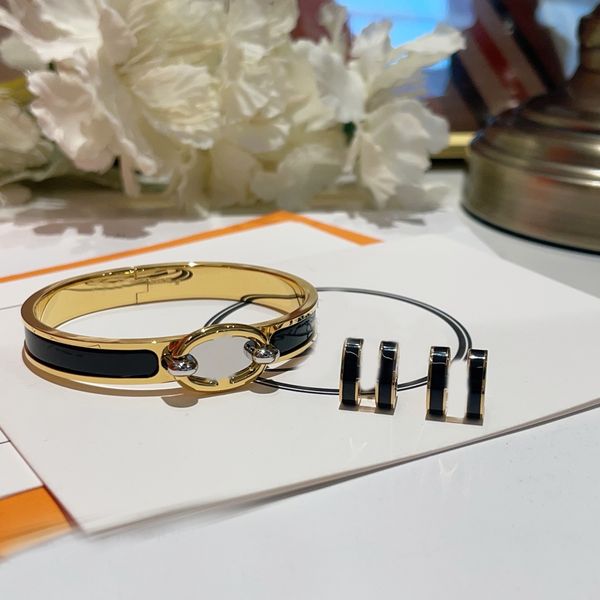 luxury h letter bracelets designer brand bangle women men gold plated traditional bracelet jewelry party wedding gifts, Black
luxury h letter bracelets designer brand bangle women men gold plated traditional bracelet jewelry party wedding gifts, Black