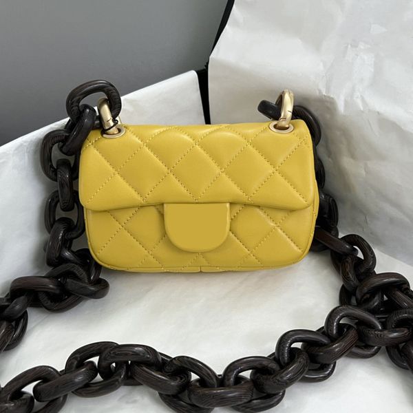 2023 designer women flap bag soft lambskin wenge wood big chain cross body bags fashion mini purse lady wedding party handbag with box as416
2023 designer women flap bag soft lambskin wenge wood big chain cross body bags fashion mini purse lady wedding party handbag with box as416