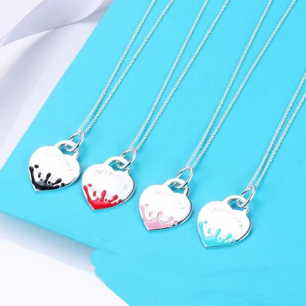 wholesale heart necklace girl one set of packaging stainless steel 19mm pendant blue pink green red couple jewelry ,valentine day for counp, Silver
wholesale heart necklace girl one set of packaging stainless steel 19mm pendant blue pink green red couple jewelry ,valentine day for counp, Silver