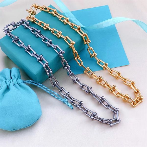 classic brand designer necklace fashion horseshoe buckle u-shaped t necklace thick gradient chain charming couple necklace 18k gold necklace, Golden;silver
classic brand designer necklace fashion horseshoe buckle u-shaped t necklace thick gradient chain charming couple necklace 18k gold necklace, Golden;silver