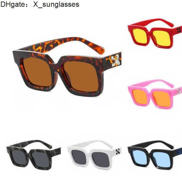 luxury fashion frames sunglasses brand white black men women sunglass arrow x frame eyewear trend hip hop square sports sun glasses travel s
luxury fashion frames sunglasses brand white black men women sunglass arrow x frame eyewear trend hip hop square sports sun glasses travel s