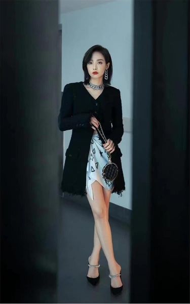 chan designer jacket women coats designer women jacket plus size tassel fashion cccc jacket tweed long style overcoat jackets womens cardiga, Black;brown
chan designer jacket women coats designer women jacket plus size tassel fashion cccc jacket tweed long style overcoat jackets womens cardiga, Black;brown