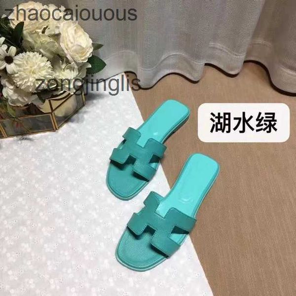 2023 h bear shoes slippers baida summer designer oran women's sandal slipper color matching leatflat sandals for tourism litchi pattern
2023 h bear shoes slippers baida summer designer oran women's sandal slipper color matching leatflat sandals for tourism litchi pattern