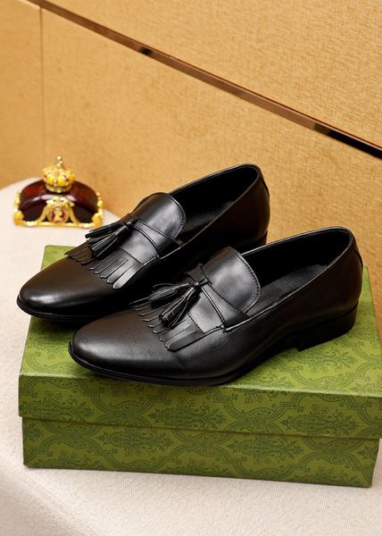 new 2023 mens dress shoes patchwork genuine leather fashion handmade tassels loafers male brand wedding party formal flats size 38-45, Black
new 2023 mens dress shoes patchwork genuine leather fashion handmade tassels loafers male brand wedding party formal flats size 38-45, Black
