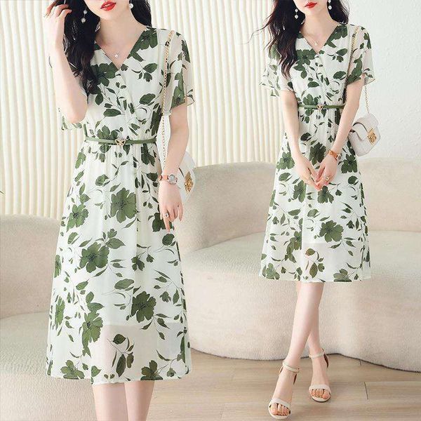 high grade floral dress for women the summer style a long slim and flesh covering, Black;gray
high grade floral dress for women the summer style a long slim and flesh covering, Black;gray