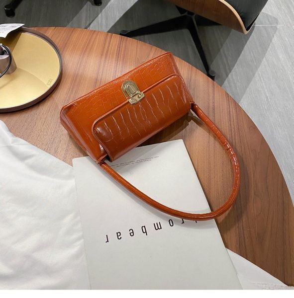butterfly chain bag korean fashion lingge one shoulder crossbody bag small square bag korean creative stone pattern shoulder bag
butterfly chain bag korean fashion lingge one shoulder crossbody bag small square bag korean creative stone pattern shoulder bag
