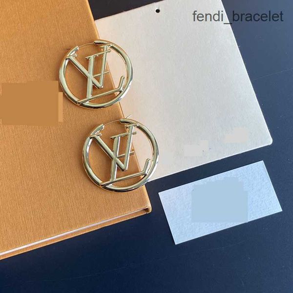 2022 luxury big gold hoop earrings for lady women orrous girls ear studs set designer jewelry earring valentine's day gift engagement f, Golden;silver
2022 luxury big gold hoop earrings for lady women orrous girls ear studs set designer jewelry earring valentine's day gift engagement f, Golden;silver