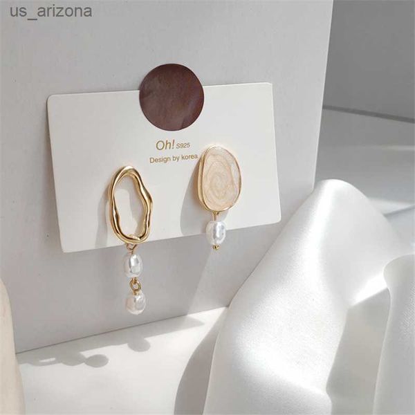 korean metal material geometric asymmetric pearl earrings temperament stylish women's earrings 2020 new jewelry l230620, Golden;silver
korean metal material geometric asymmetric pearl earrings temperament stylish women's earrings 2020 new jewelry l230620, Golden;silver
