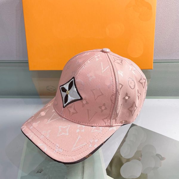 designer's cap fashion ball caps fashion black and white baseball cap correct letter embroidery outdoor sports sunshade duck tongue cap, Blue;gray
designer's cap fashion ball caps fashion black and white baseball cap correct letter embroidery outdoor sports sunshade duck tongue cap, Blue;gray