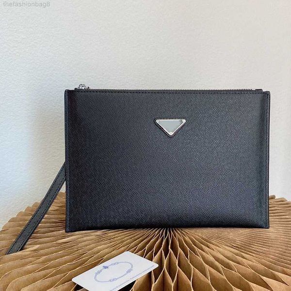 clutch bags handbag underarm clip purse wallet large capacity card holder triangle letter pattern zipper opening box packaging
clutch bags handbag underarm clip purse wallet large capacity card holder triangle letter pattern zipper opening box packaging