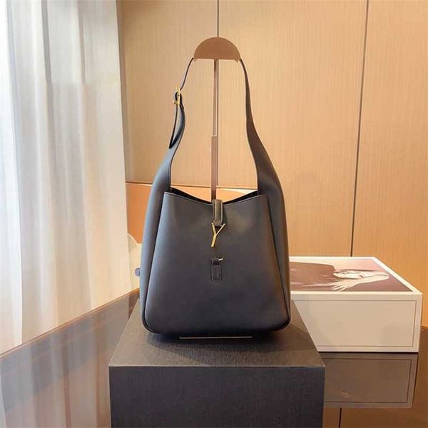 ybag shoulder bag luxurcrossbodhobo bags for women designer bucket underarm purse fashion vintage white black handbag wallet purses handbags
ybag shoulder bag luxurcrossbodhobo bags for women designer bucket underarm purse fashion vintage white black handbag wallet purses handbags