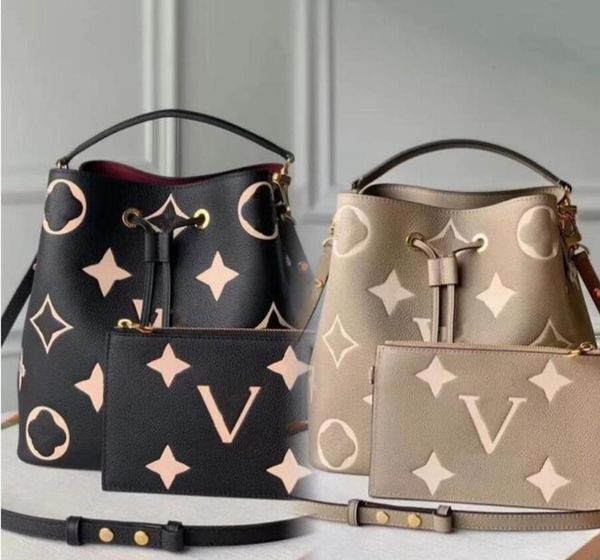 5a designer bags womens genuine leather shoulder bags embossing totes handbag purse crossbody bag bucket bag handbags tote bag
5a designer bags womens genuine leather shoulder bags embossing totes handbag purse crossbody bag bucket bag handbags tote bag