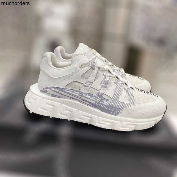 autumn new casual style layer cow leather thick sole versatile high tie trend medusa sneakers, Black
autumn new casual style layer cow leather thick sole versatile high tie trend medusa sneakers, Black