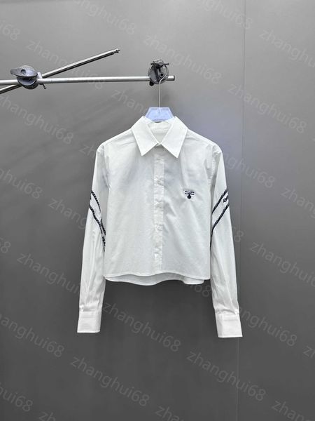 23ss womens designer clothing high neck blouse women shirt lapel letter logo embroidered long sleeve shirt women clothes, White
23ss womens designer clothing high neck blouse women shirt lapel letter logo embroidered long sleeve shirt women clothes, White