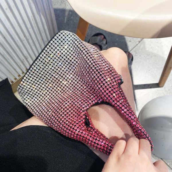 luxury rhinestone clutch bag party women handbag shinny rhinestone shoulder crossbody designer dinner bucket bag
luxury rhinestone clutch bag party women handbag shinny rhinestone shoulder crossbody designer dinner bucket bag