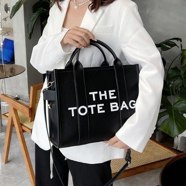 2023 new the tote bag lady famous designer cool practical large capacity plain cross body shoulder handbags women great jobob purse crossbod
2023 new the tote bag lady famous designer cool practical large capacity plain cross body shoulder handbags women great jobob purse crossbod